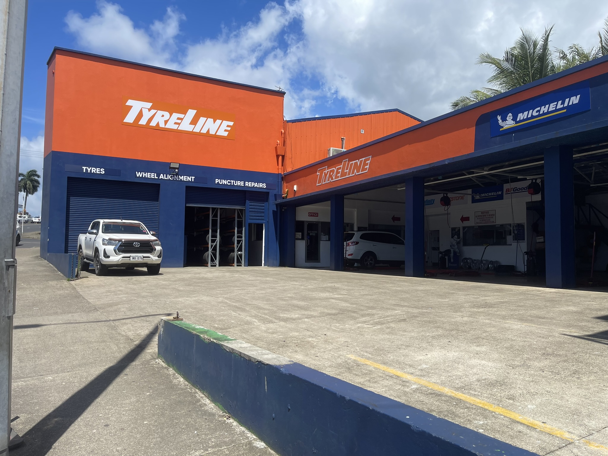 Tyreline Fiji storefront – Tyres, Wheel Alignment, Puncture Repairs at 127 Ratu Mara Rd, Samabula, Suva